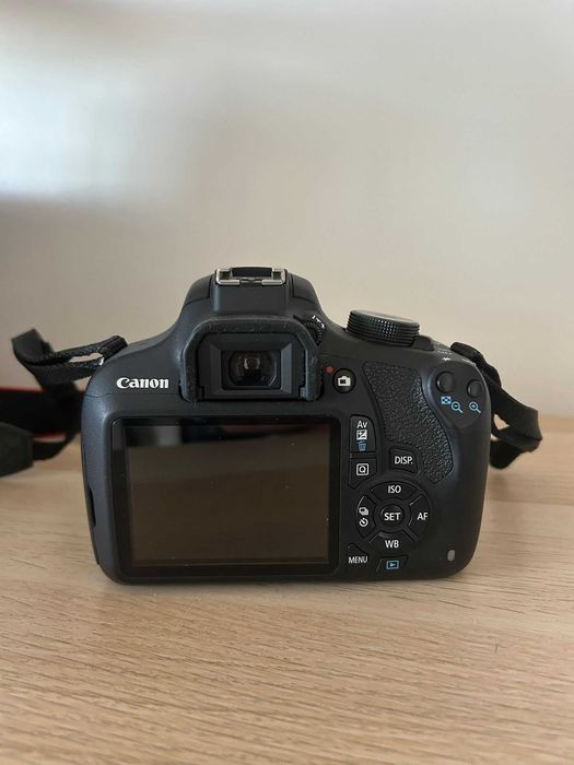 Canon EOS 1200D (usada)