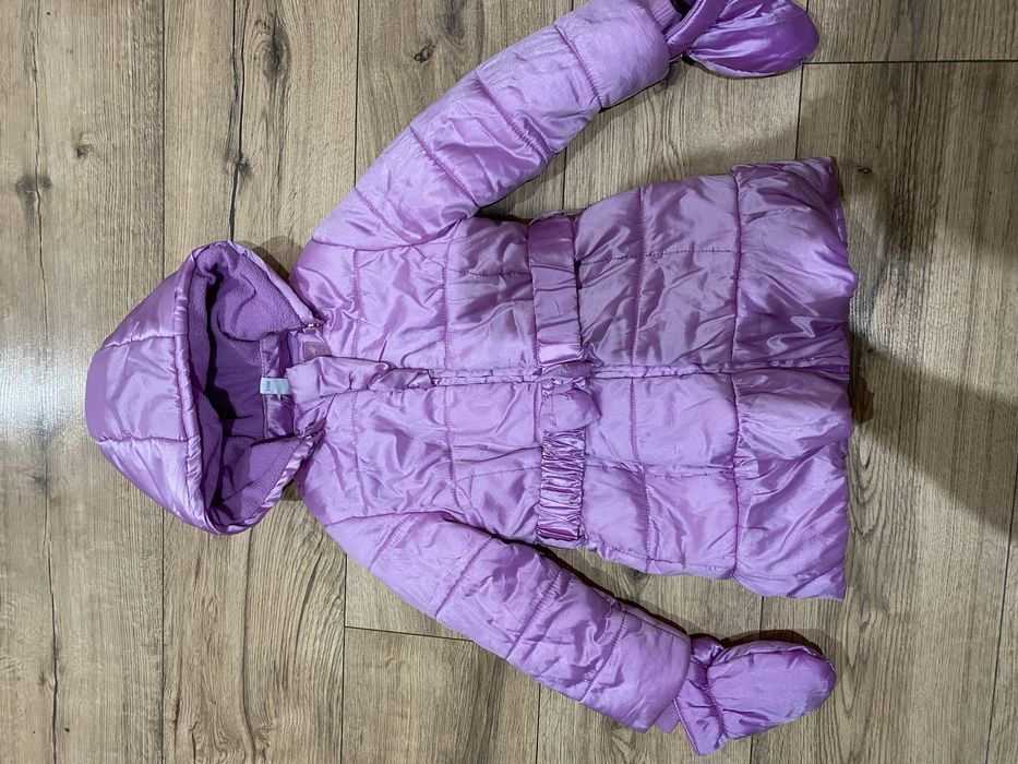 Курточка, плащик, пальтечко осіннє на дівчинку 2-3 роки