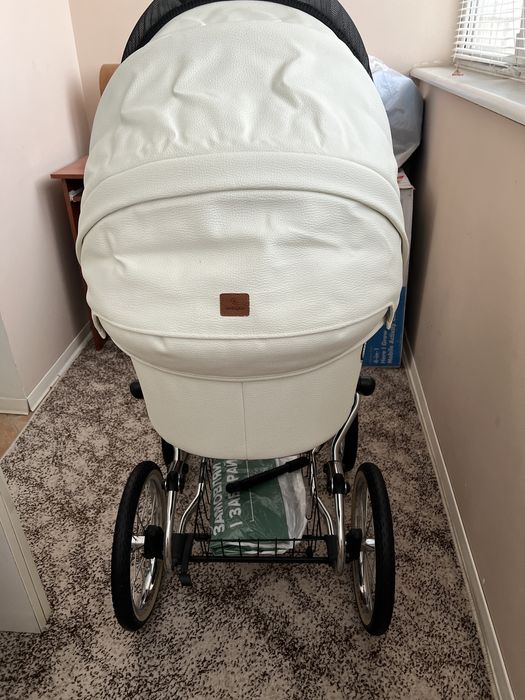 Коляска Navington Caravel