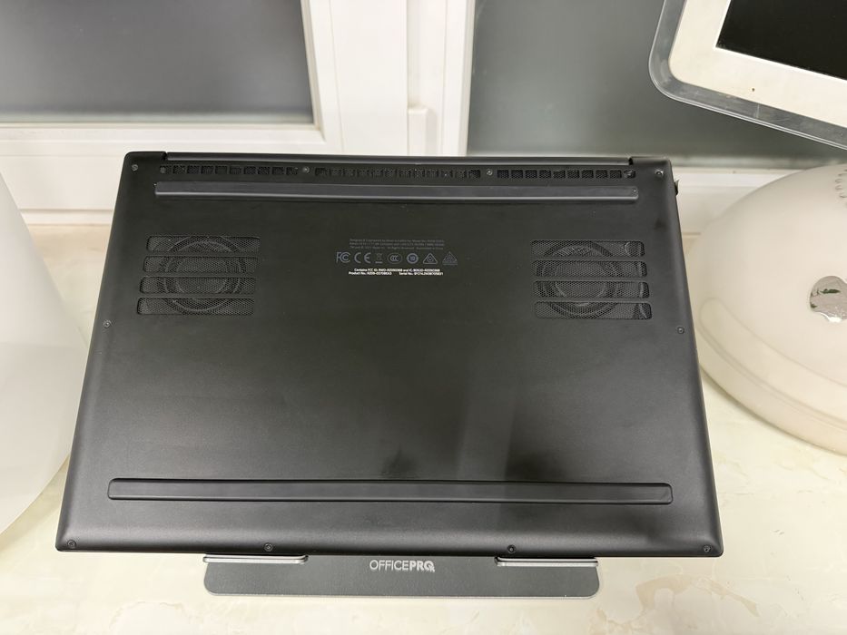 Ноутбук Razer Blade 14 RZ09-0370 Ryzen 9 5900HX 16Gb 2TB RTX3070-8GB