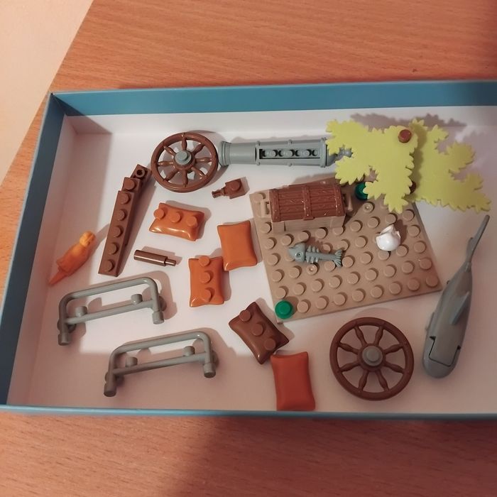 Klocki Cobi różne elementy