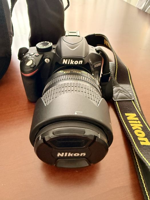 Nikon D3200 + Lente + Bolsa de transporte