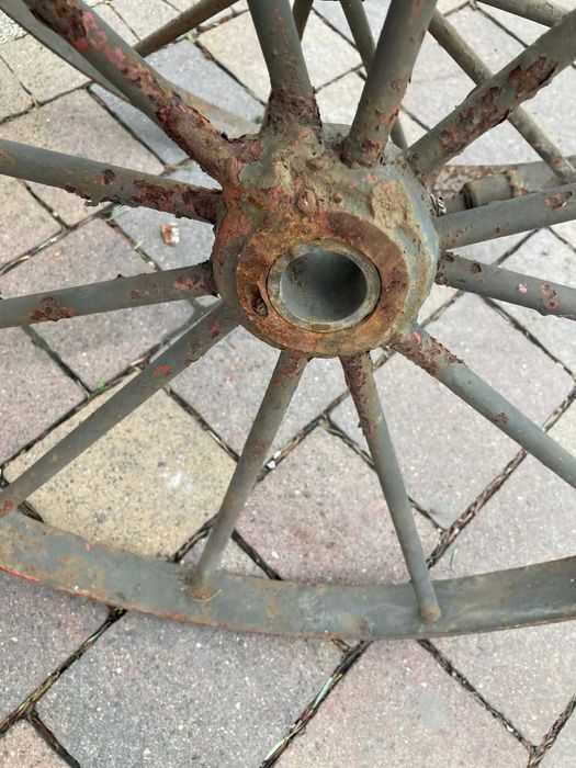 koła metalowe 60 cm antyk prl