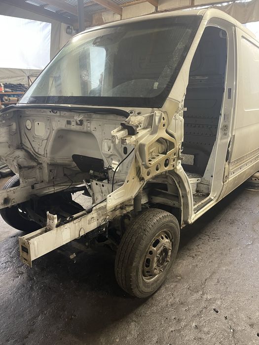 podłużnica fartuch  Mercedes Sprinter 907