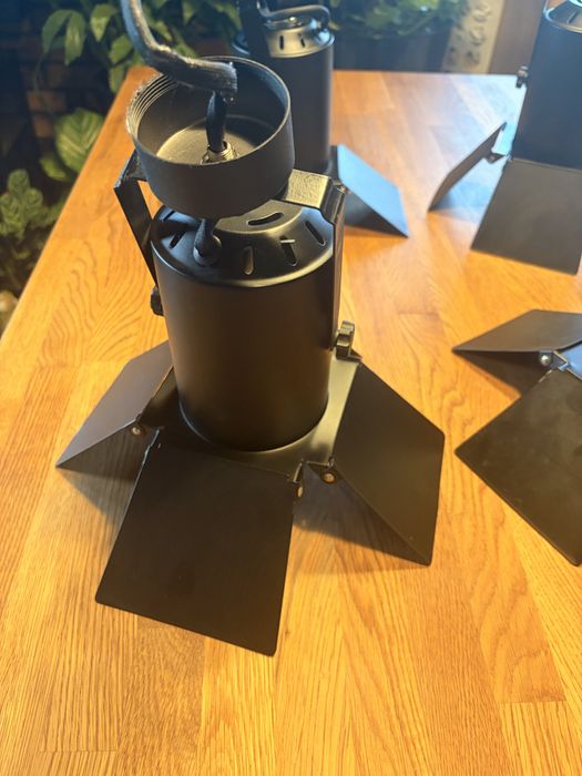 4 szt .Lampa sufitowa, kinkiet, reflektor