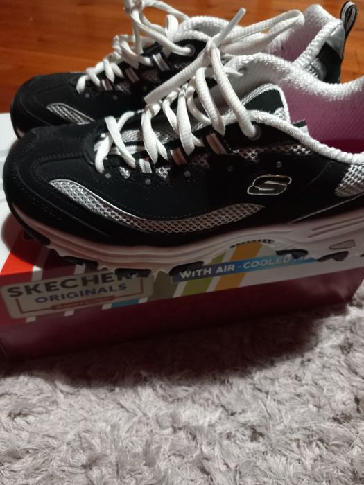 Sapatilhas/ ténis skechers