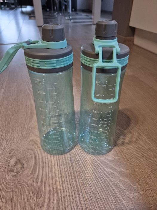 2 duże bidony na wodę / napoje 1,2l