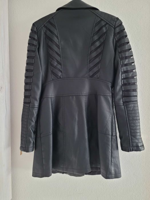 płaszcz z eko skóry