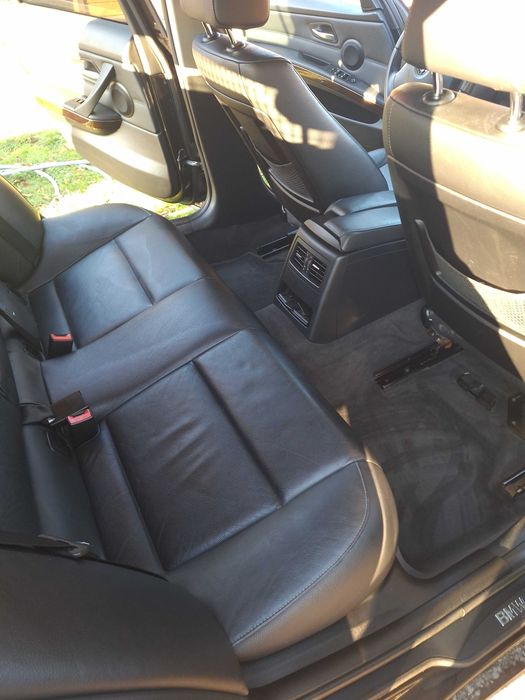 BMW seria 3 318 i, 2.0 benzyna, 143KM, 2011 r.