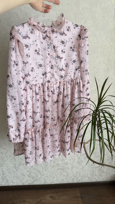 Платье на девочку рост 140 нежно розовое