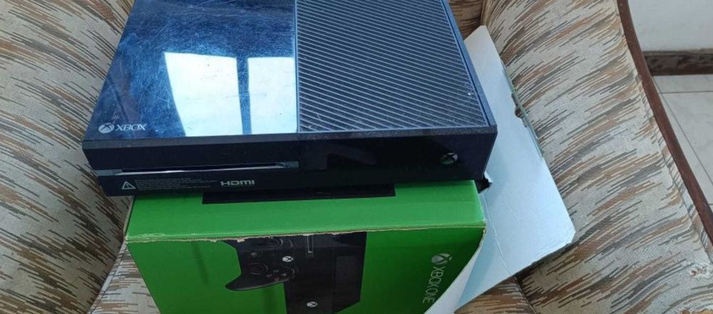 TV Xiaomi 4K + Xbox One (bundle)