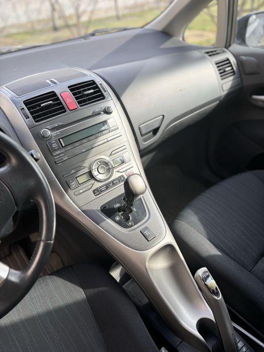 Продам машину Toyota