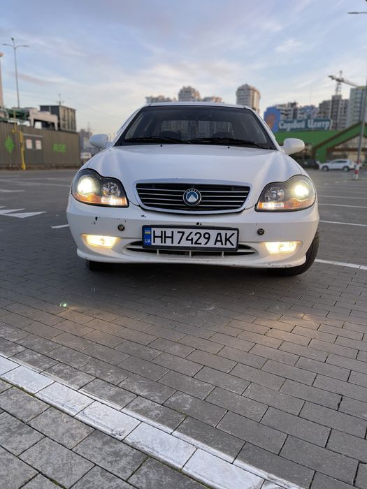 Продам авто в хорошем состояние есть обмен на коробку автомат