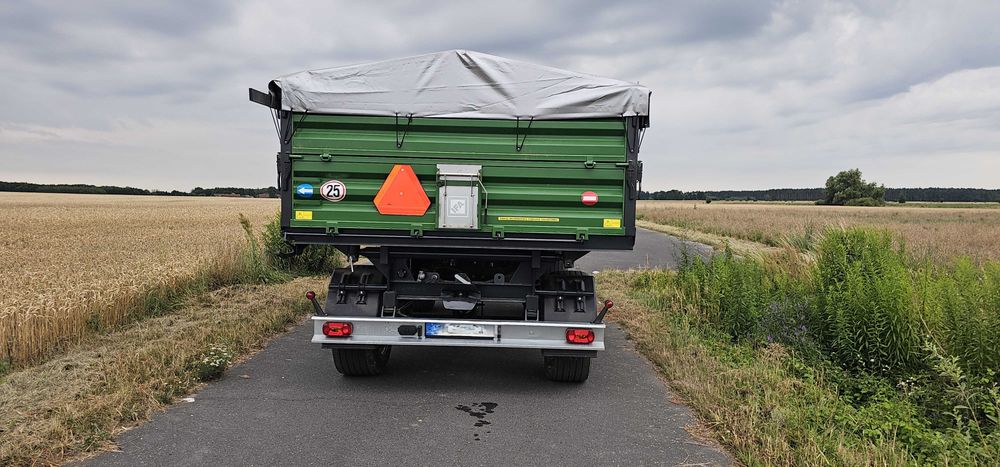 Przyczepy HL6011