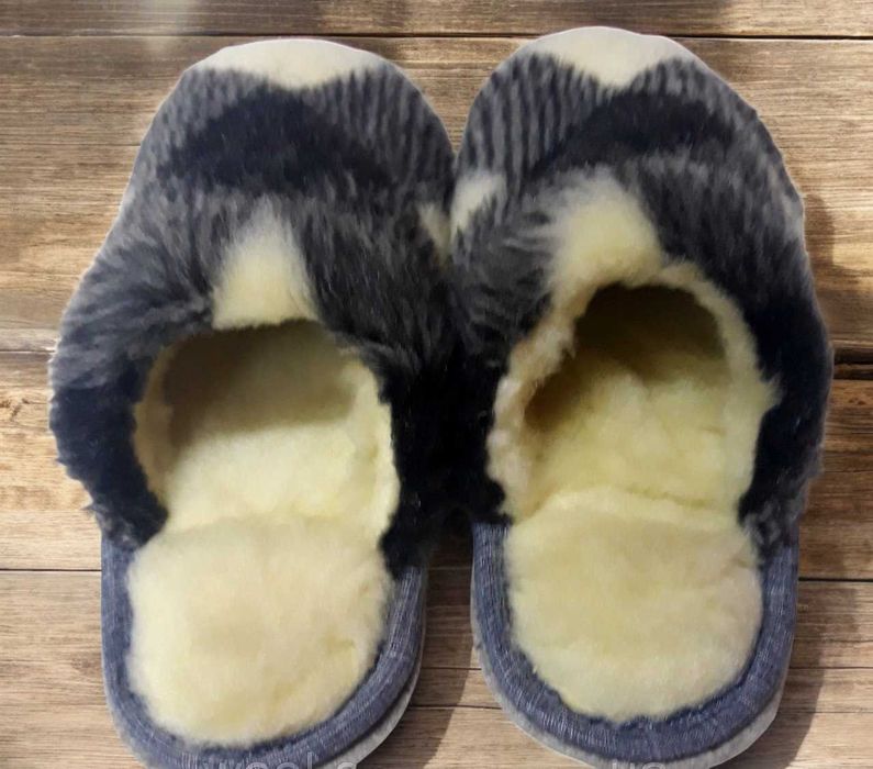 Тапочки з овчини 36-46 / Гурт і розд домашнє взуття тапки,  всувки