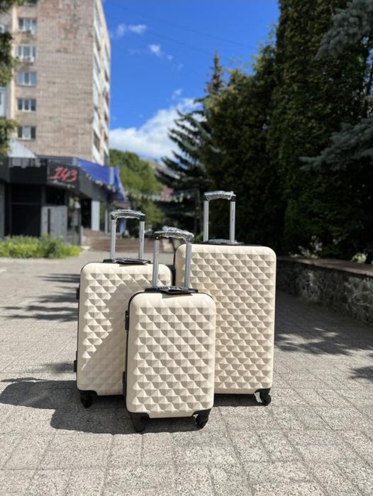 Чемодан Wings  190 Новинка  Poland