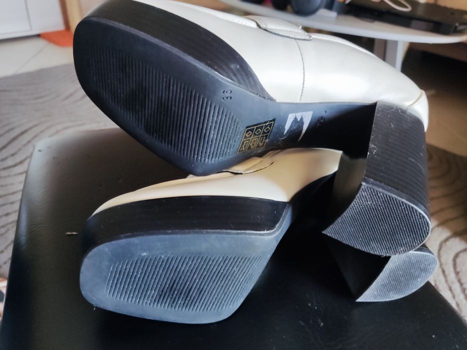 Sapato compesado Beje-BATA