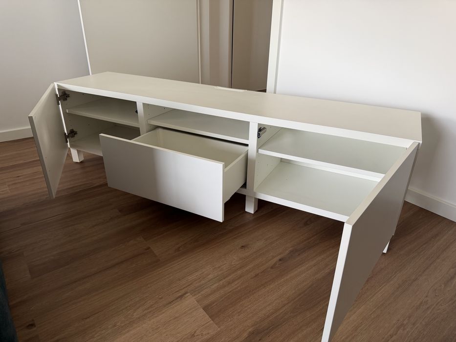 Vendo móvel de TV IKEA