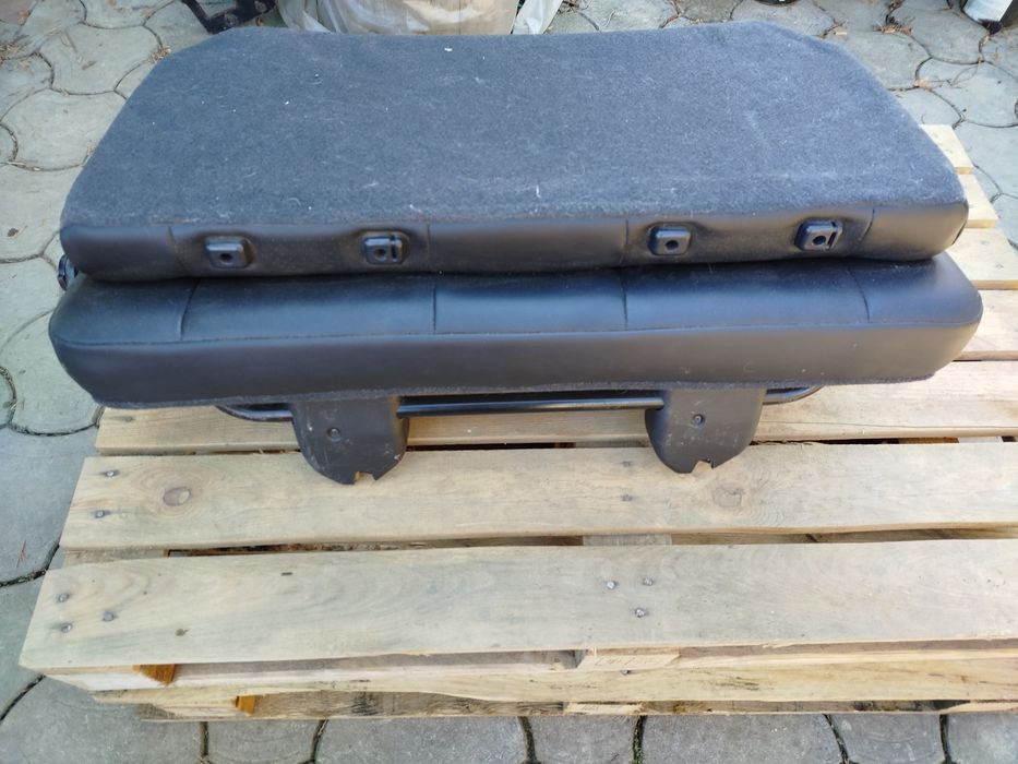 Сидіння Mitsubishi Pajero Wagon