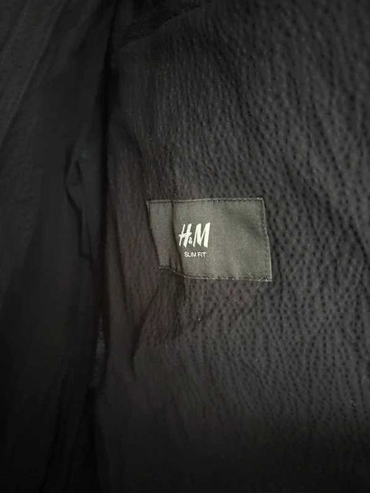 Blazer preto da H&M – Corte Slim – tamanho XL (como novo)