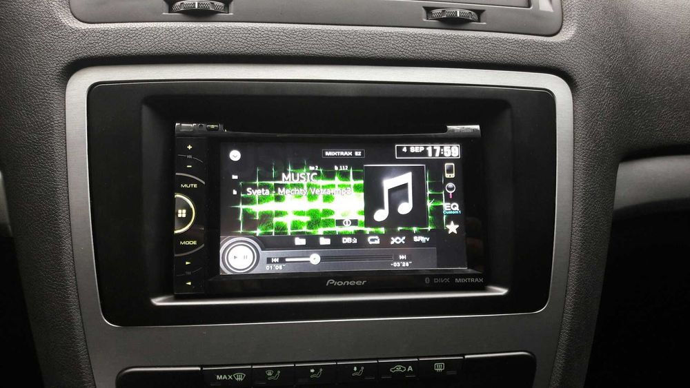 Перехідна рамка Skoda Octavia Tour A5 A7 під різні автомагнітоли