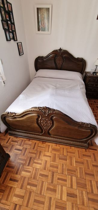Vendo mesas cabeceira /cama