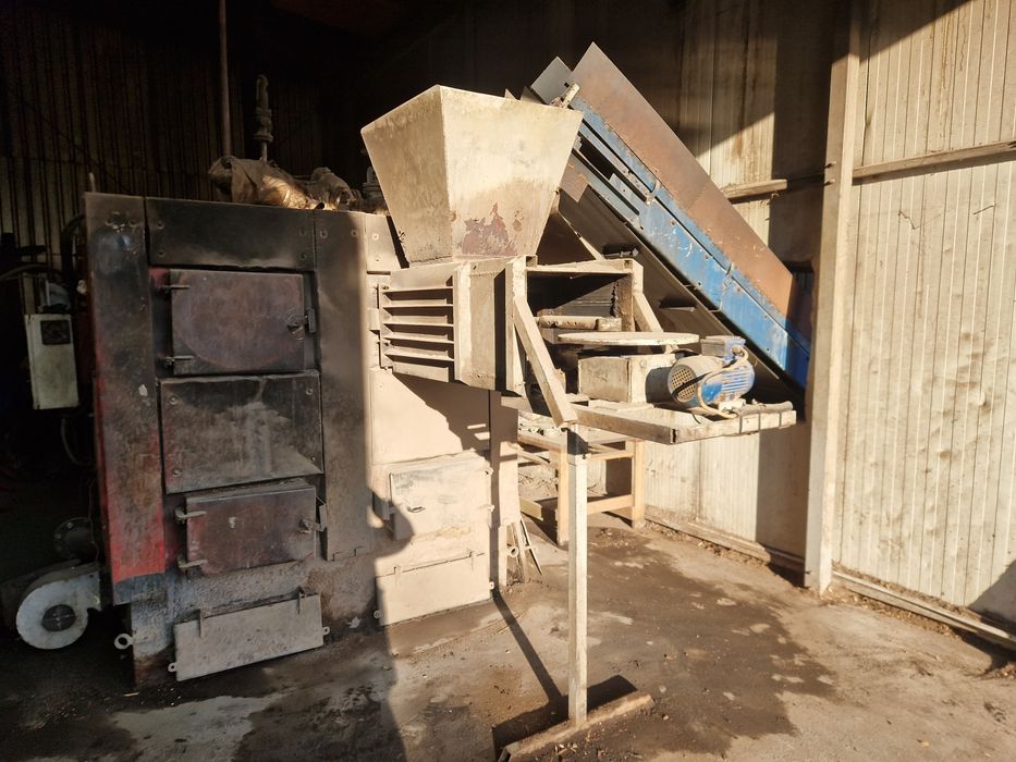 kocioł piec przemyslowy kompletny z podajnikiem  1000kw