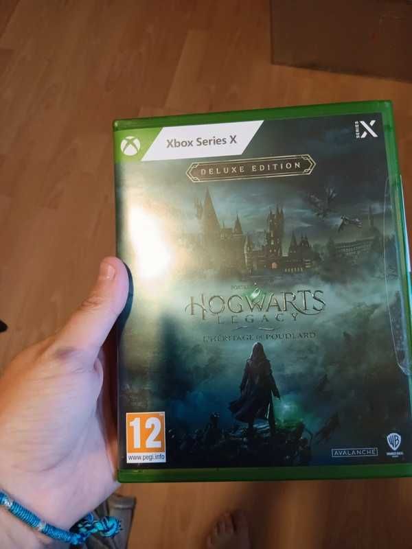 Hogwarts Legacy Deluxe Edition - Xbox Series X