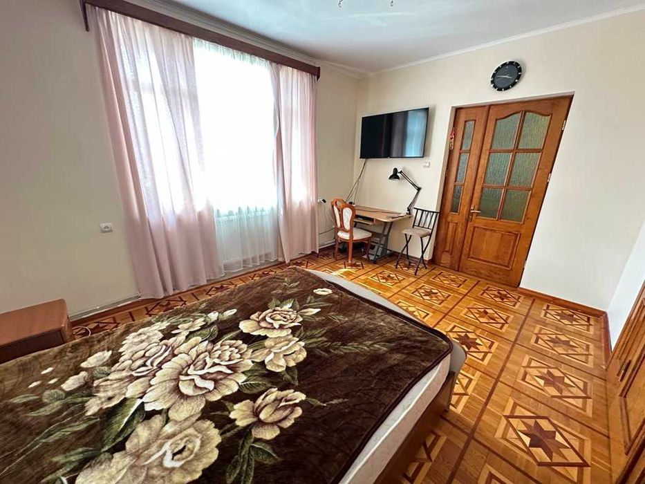 Продається житловий будинок у карпатах