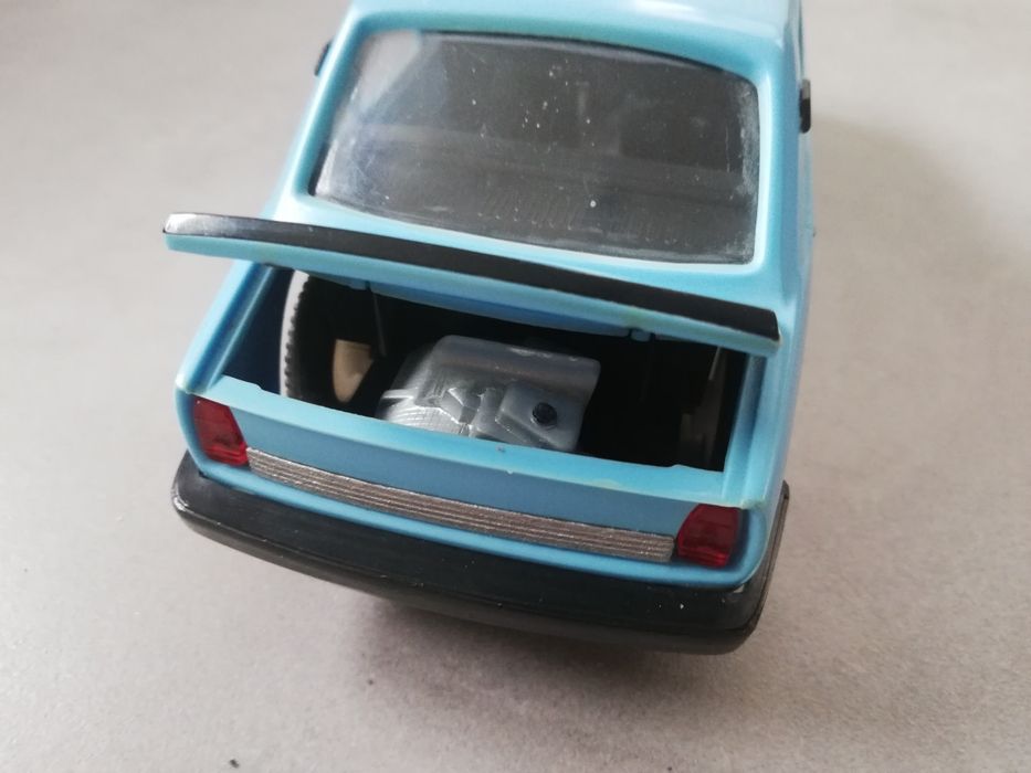 Stara zabawka Skoda 105 prl