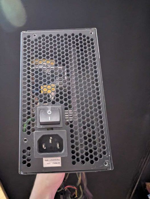 Zasilacz 550w. OCZ ZS Series 550W