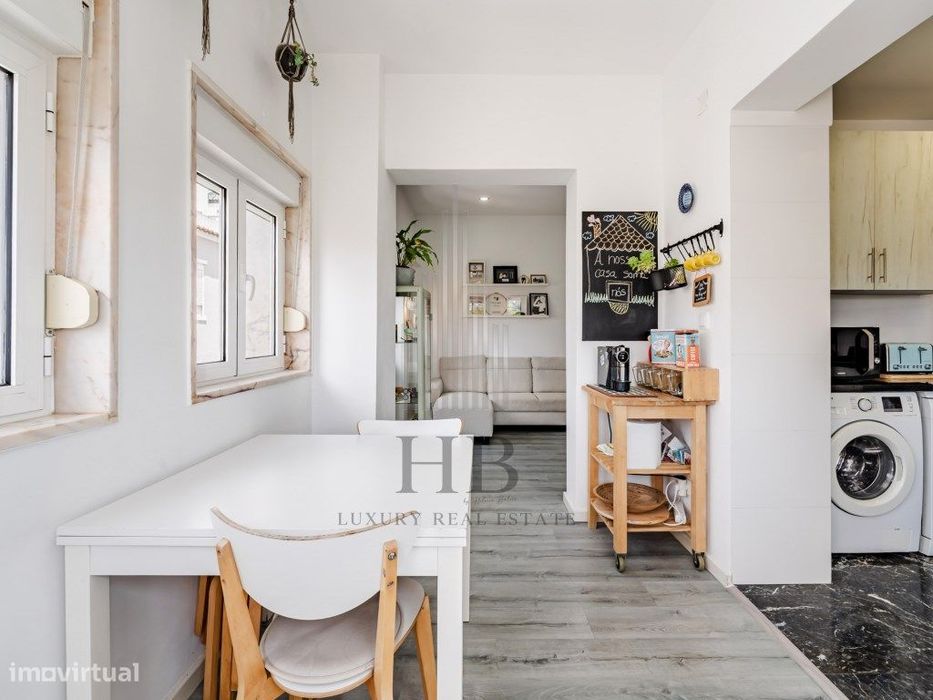 Apartamento T2+1 em Queluz