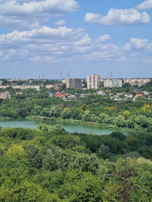 Сади-1 видова, затишна 3х кім. кв, з сучасним ремонтом, меблями,техні