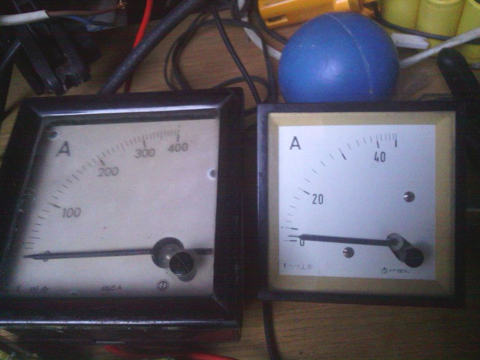 Contadores elétrico, monofásico ou trifásico,  Amperímetro