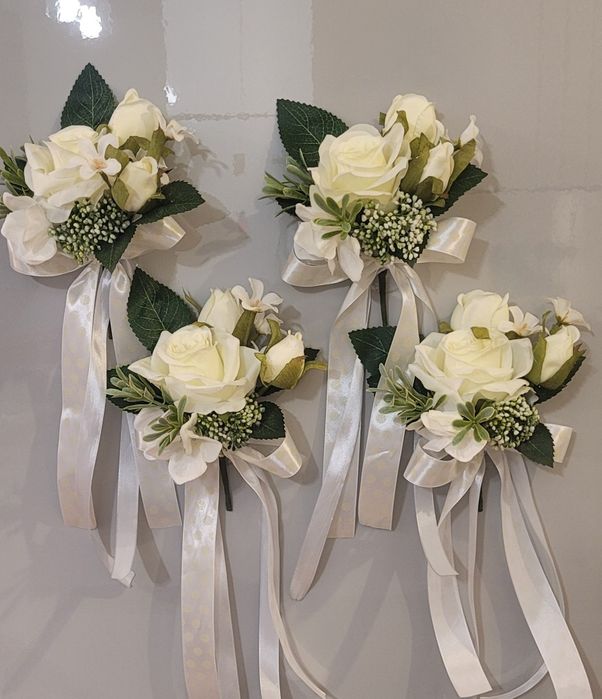 Bukieciki ślubne na klamki samochodu Róże ecru 2