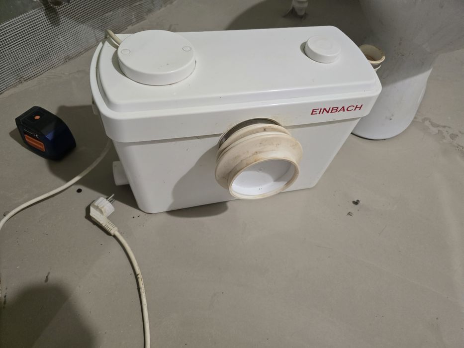 Pompa rozdrabniacz WC