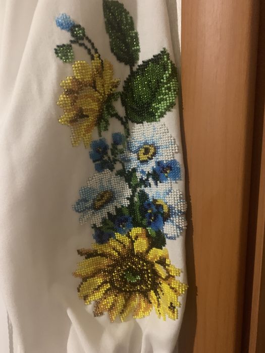 Плаття, вишите бісером!