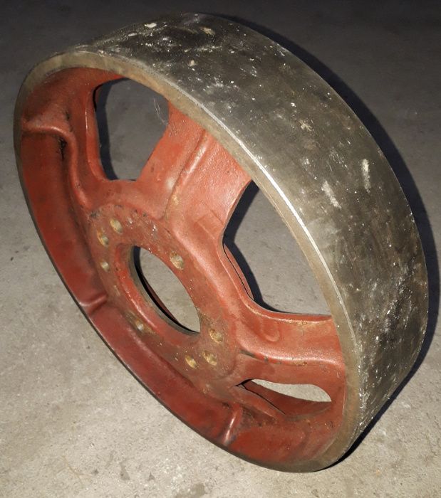 Koło sprzęgła DT75  Nowe #
