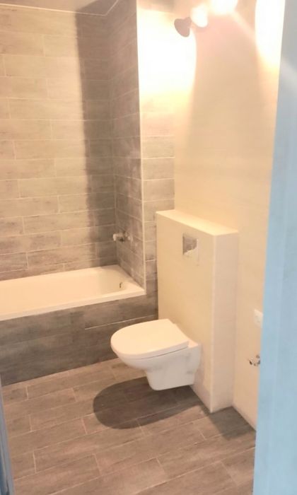 М.Хол.Гора, продам 2ух комн.кв.,Новострой с автоном.отоплением,Hg11