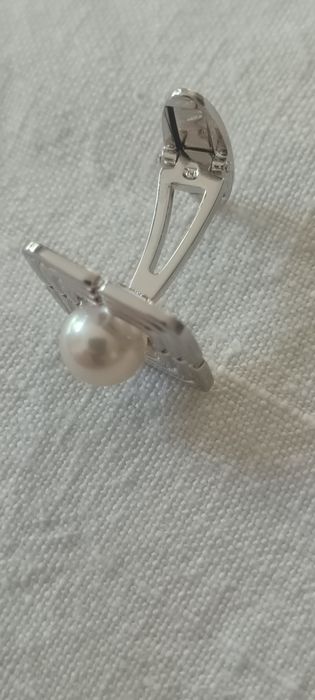 Negócio de oportunidade. Botões de punho Mikimoto