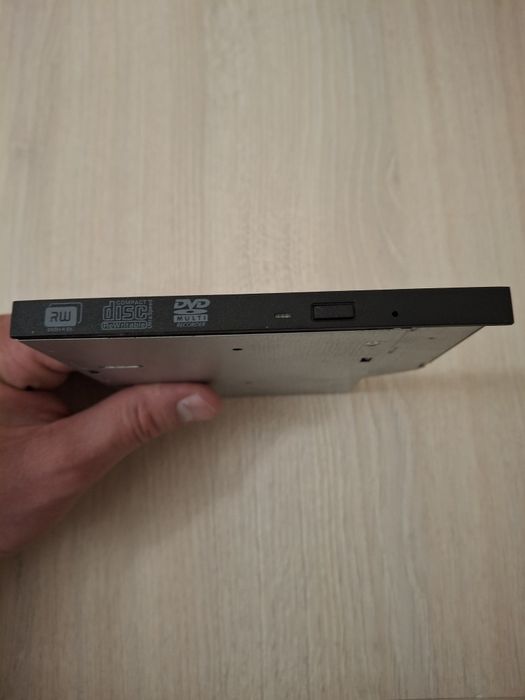 Dvd привід внутрішній
