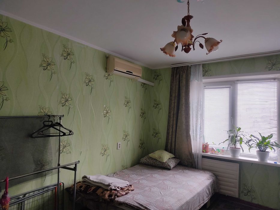 Нерухомість.Кімната