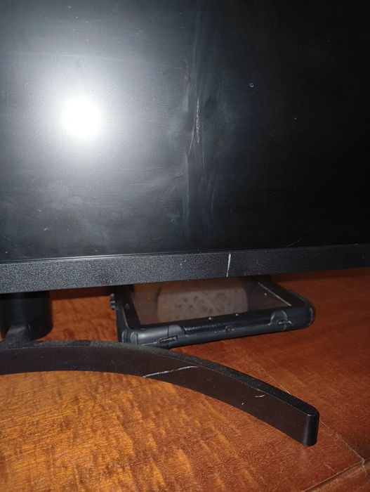 Monitor LG ultrawide (ecrã partido)