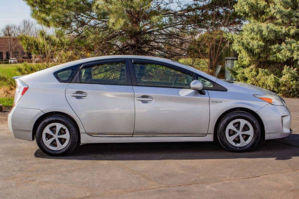Toyota Prius Persona Series      2015