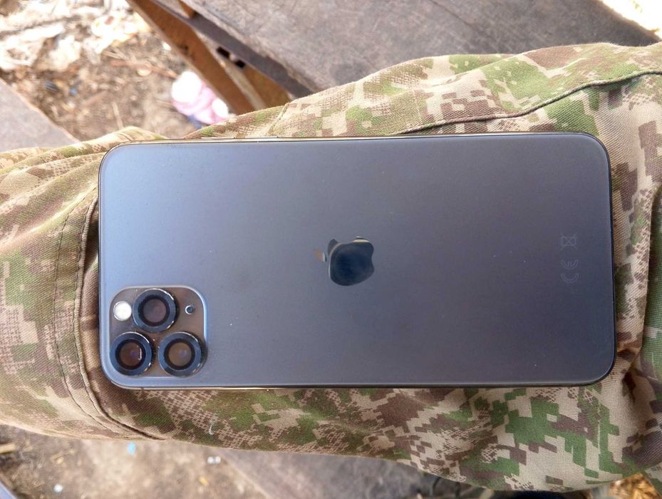Iphone 11 pro max icloud 256
