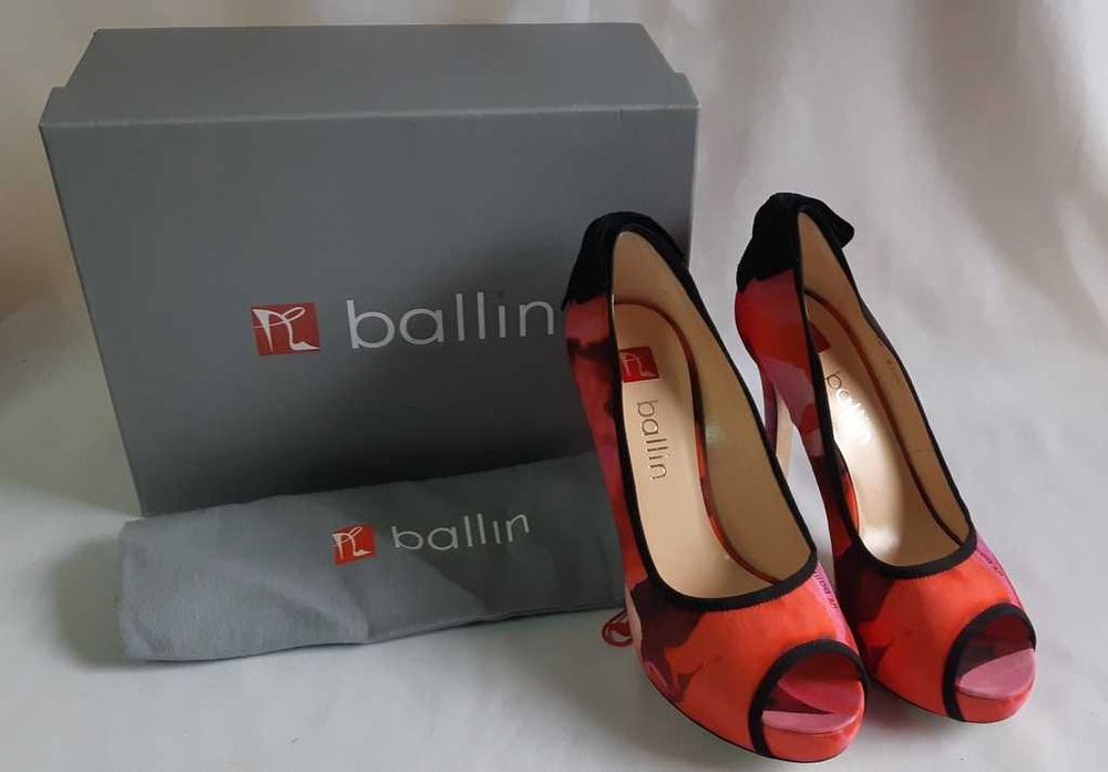 Ballin босоножки замшевые