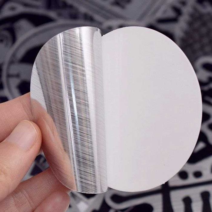 Наклейки стикеры меалические логотипы фигуры людей животных скейт шлем