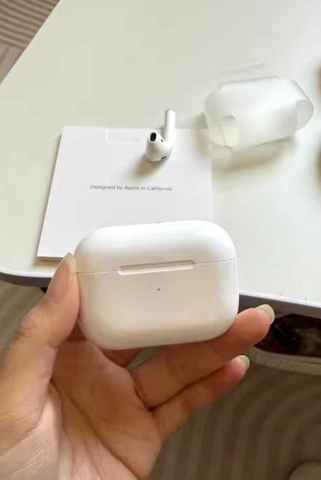 Apple AirPods Pro 2 A2698+A2699 In-Ear