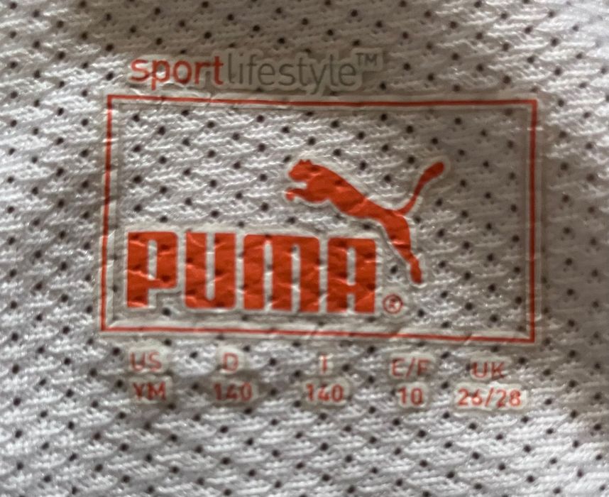 Equipamento de futebol Puma