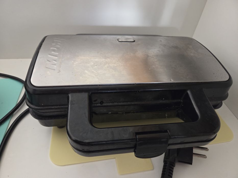 Opiekacz - Sandwich MPM 900W